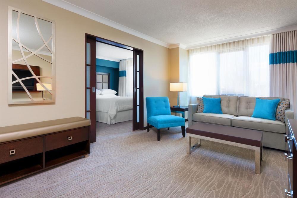 Four Points By Sheraton Лондон Екстериор снимка