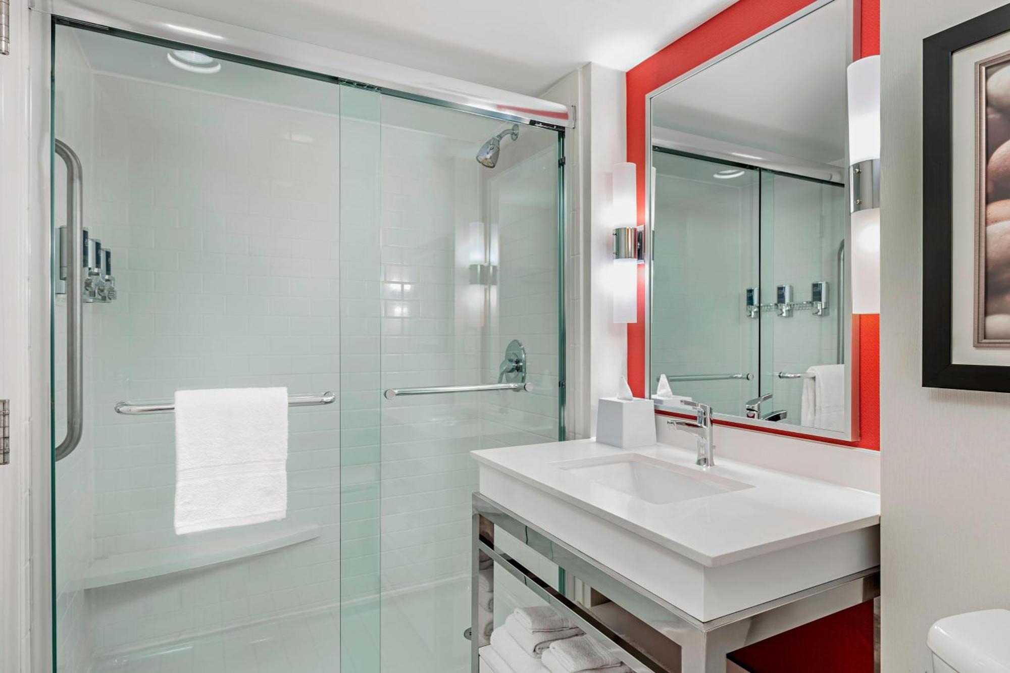 Four Points By Sheraton Лондон Екстериор снимка