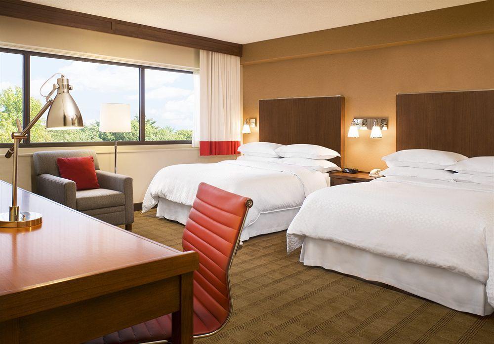 Four Points By Sheraton Лондон Екстериор снимка